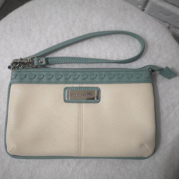 Franco Sarto Faux Leather Cream & Green Ladies Lined Wristlet - Picture 1 of 8